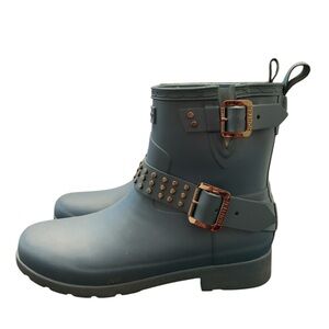 Hunter studded Blue rain boot size 7